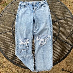 AE Womens • Mom Straight leg jeans! Make me an offer!!